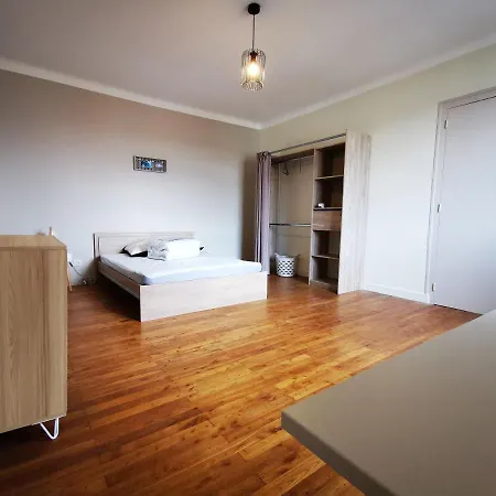 Maison En Colocation Homestay